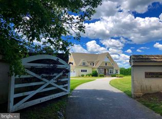 45 Rosewood Ln, Malvern, PA 19355