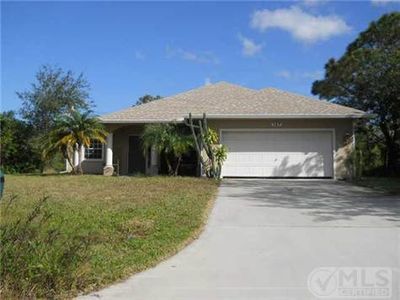 137 SW Sea Lion Rd, Port Saint Lucie, FL, 34953