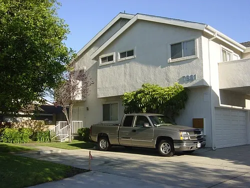 7831 Glencoe Dr #3 Photo 1