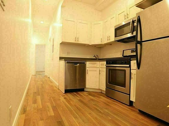 2nd image of 297 Wyckoff Ave #2P