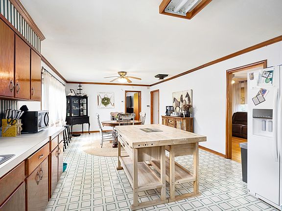 5th image of 3237 Mud Creek Rd