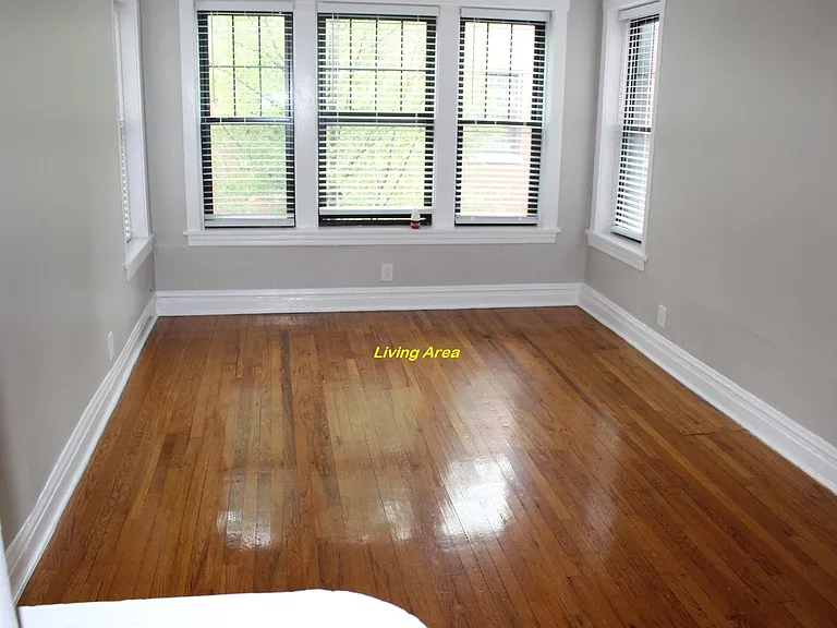 5024 N Winthrop Ave #1E — Photo 2