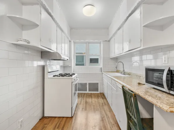 114 Terrace Place image 10 of 28