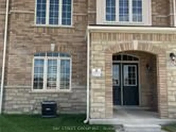 221 Clockwork Dr, Brampton, ON L7A 5C7