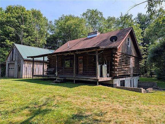 2nd image of 544 Klondike Rd