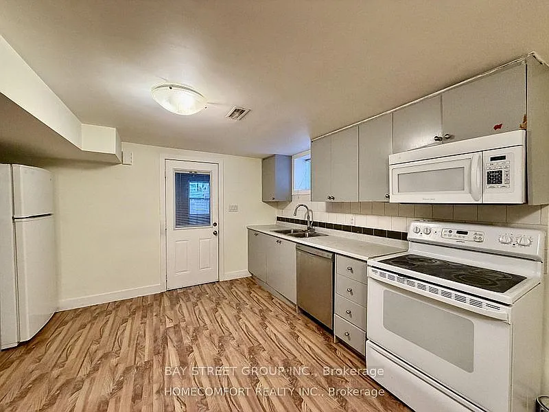 2 bed, $2,000 — Photo 3