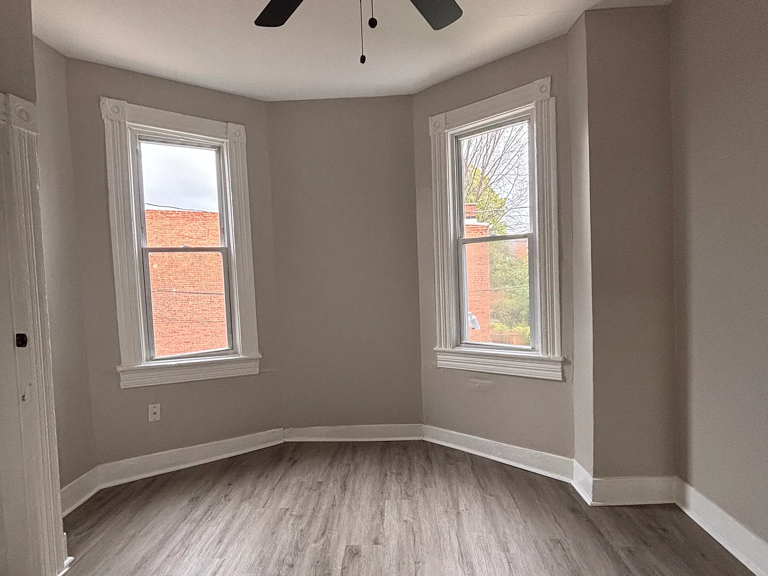 1828 Mosher St — Photo 2