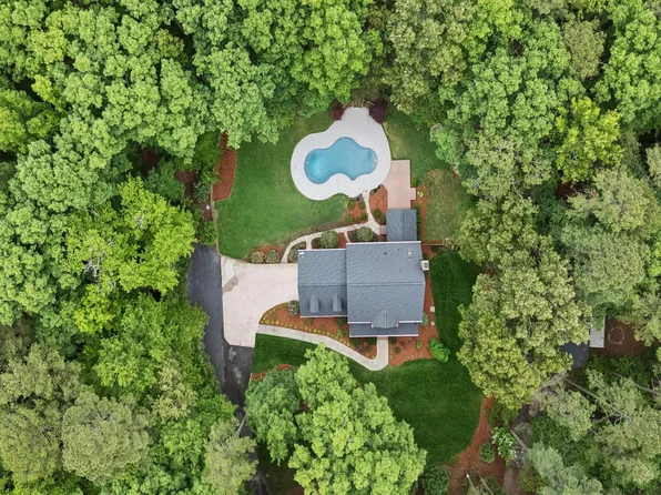 341 Woodhaven Dr, New Hill, NC 27562