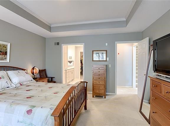 3rd image of 12217 Grant Ln