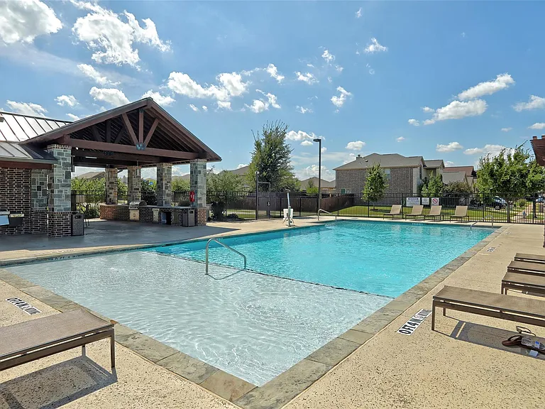 11901 Summer Springs Dr — Photo 33