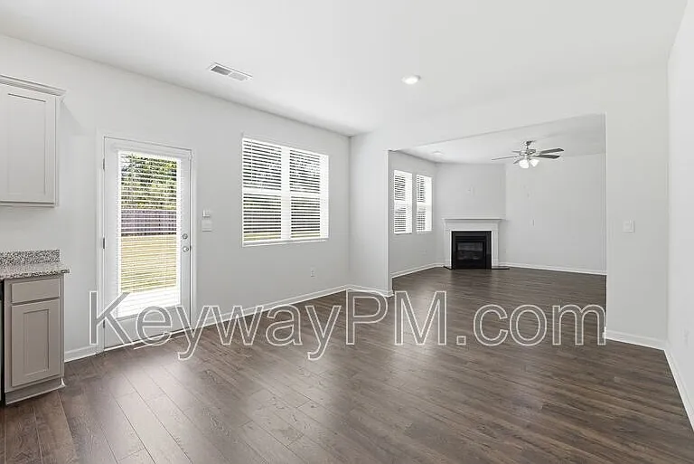 532 Myrtle Crst — Photo 6