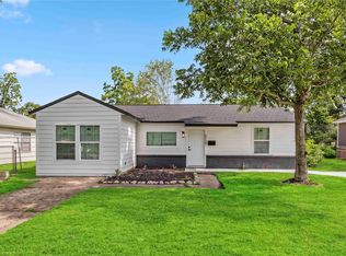 5751 Belmark St, Houston, TX 77033