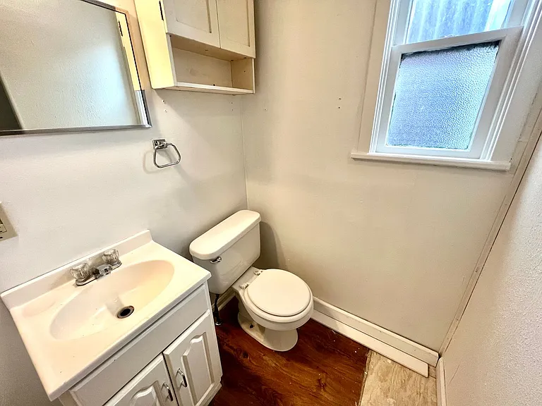 1613 Fourth Avenue (Full Service) — Photo 26