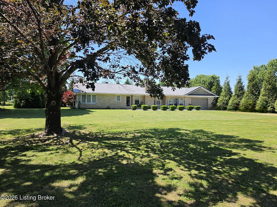 1st image of 865 Tennessee Ridge Rd