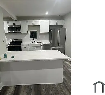 5012 Ivanhoe Ave — Photo 1