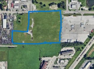 13th E Locust St, Carter Lake, IA 51510