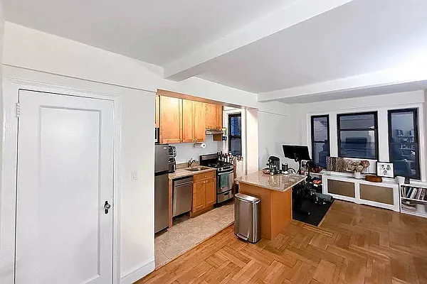 Rented by Oxford Property Group | media 14