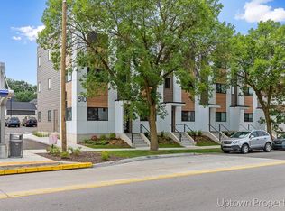 810 Fulton St W, Grand Rapids, MI 49504