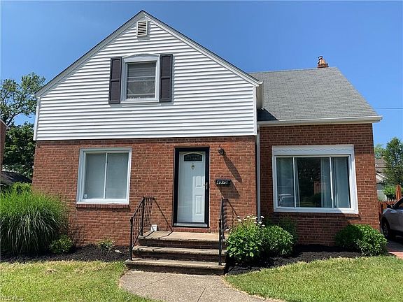 2nd image of 4979 Oakland Dr