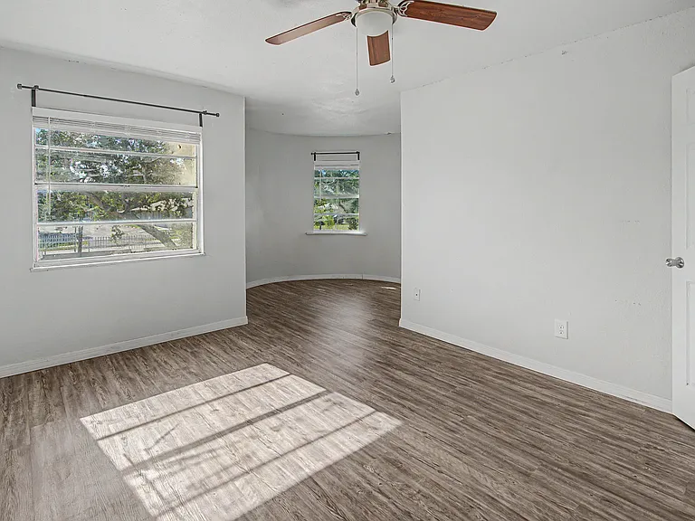 7210 N Manhattan Ave #621 — Photo 47