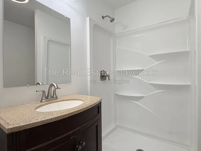 128 Phillips Hollow Rd — Photo 16