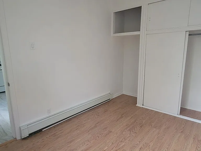715 24th St #2 — Photo 13