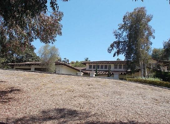 2nd image of 3419 Bumann Rd