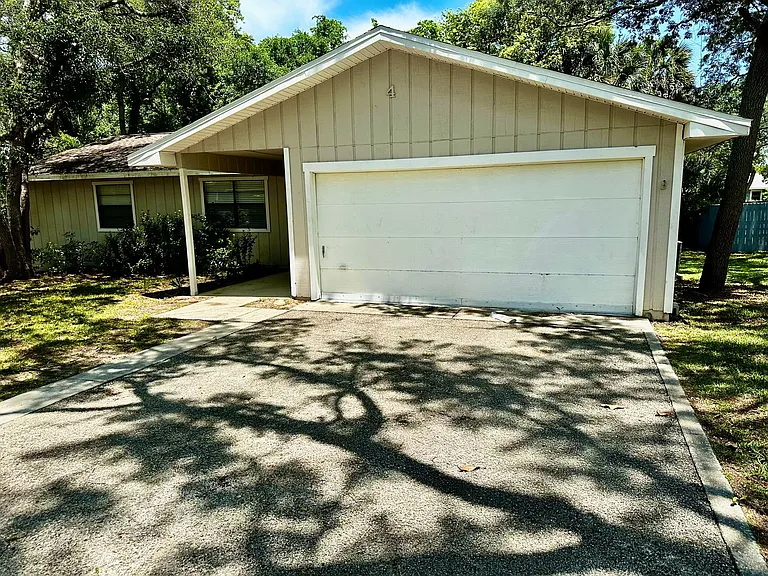 4 Black Jack Cir — Photo 1