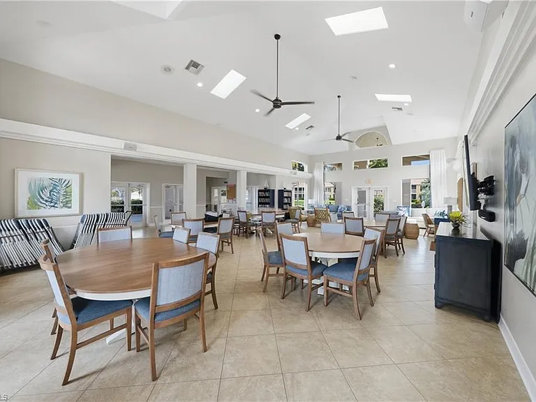 3320 W Crown Pointe Blvd #201 — Photo 47