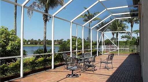 Screened Patio Area