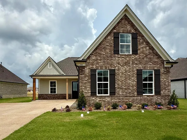 784 Coahoma Ct, Nesbit, MS 38651