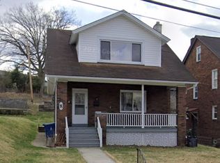 8 Station St, Carnegie, PA 15106