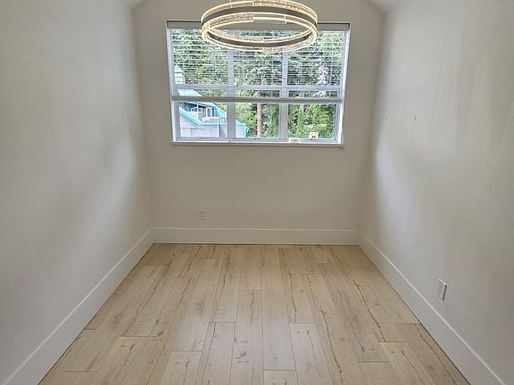 2nd image of 21409 Lougheed Hwy #7