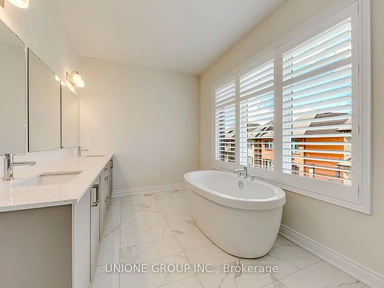 3440 Mosley Gate — Photo 32