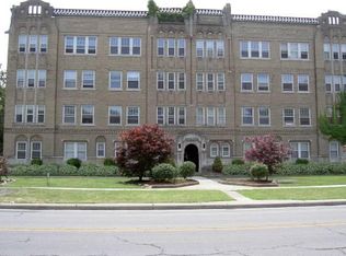 1114 Cook Ave, Lakewood, OH 44107