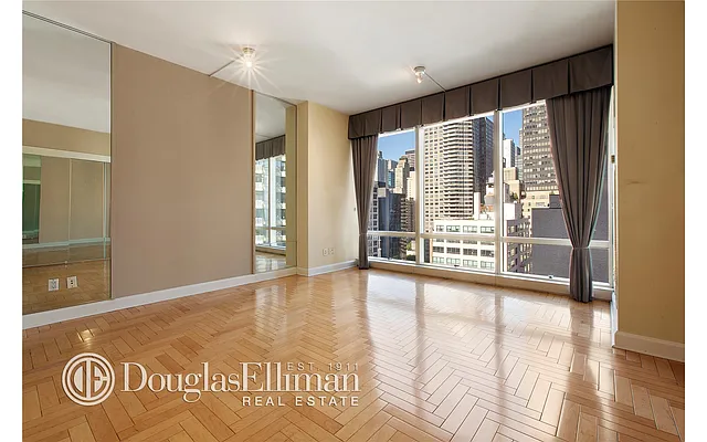 Rented by Douglas Elliman | media 26