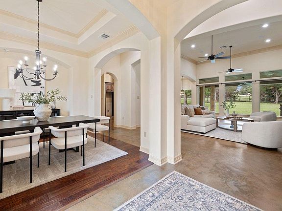 5th image of 100 Portafino Ln