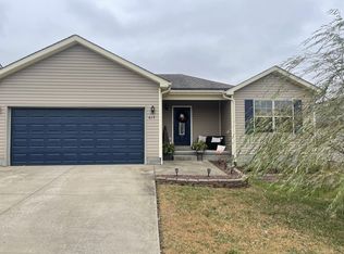 617 Walnut Creek Dr, Berea, KY 40403