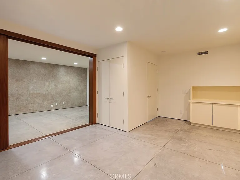 920 Skyline Dr — Photo 51