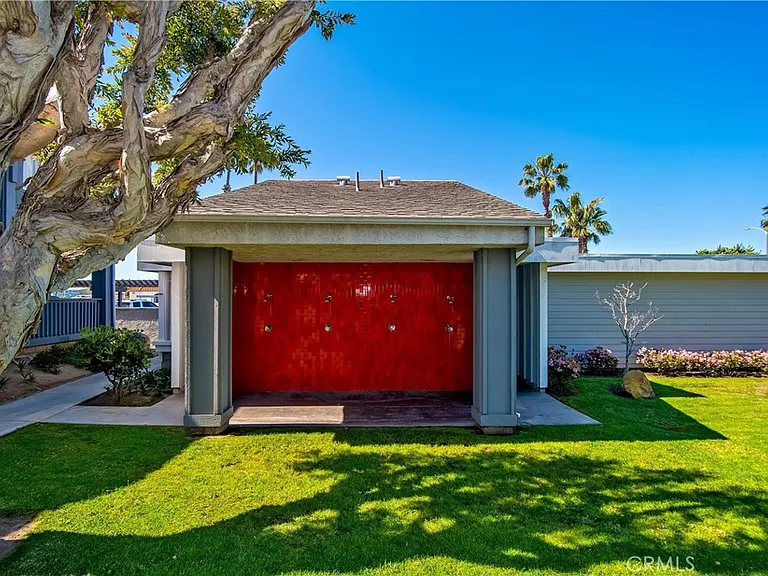 17082 Pacific Coast Hwy #102 — Photo 36