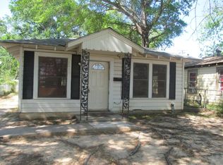 2434 Lindholm St, Shreveport, LA 71108