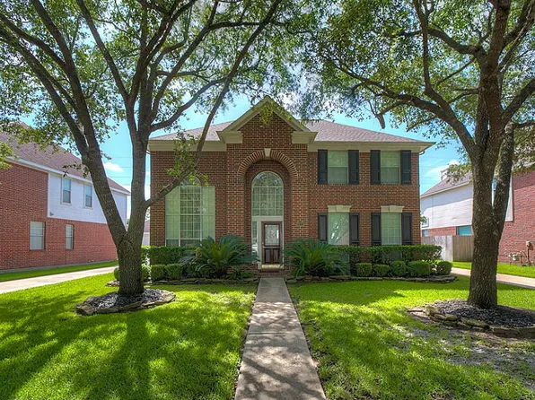 2311 Cypress Run Dr, Sugar Land, TX 77478