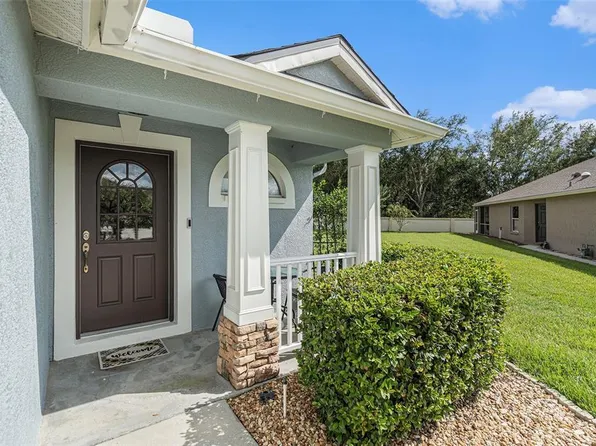 31967 Stillmeadow Dr, Zephyrhills, FL 33543