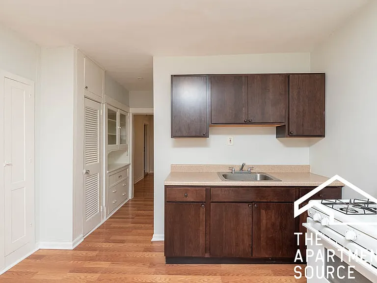 2026 N Kedvale Ave #G — Photo 3