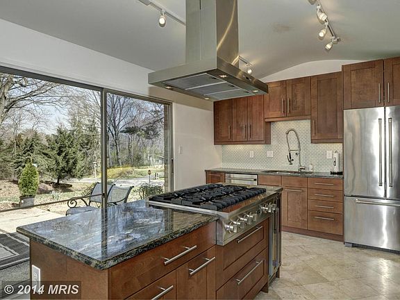 5th image of 8200 Stone Trail Dr