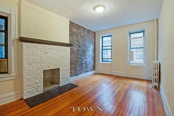 Rented by Town Residential | media 8