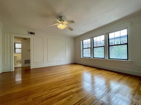 6323 S Rosebury Ave #2E, Saint Louis, MO 63105