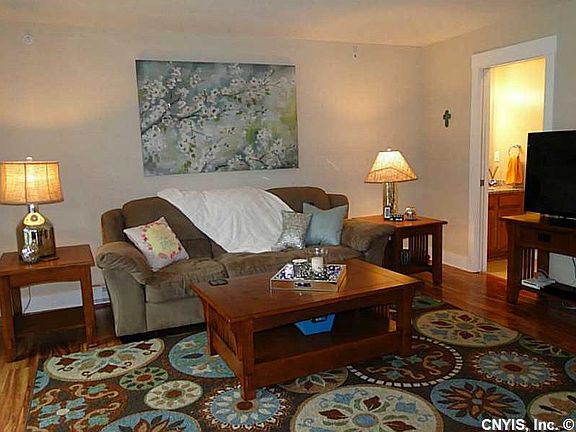 3rd image of 1406 Landrush Way