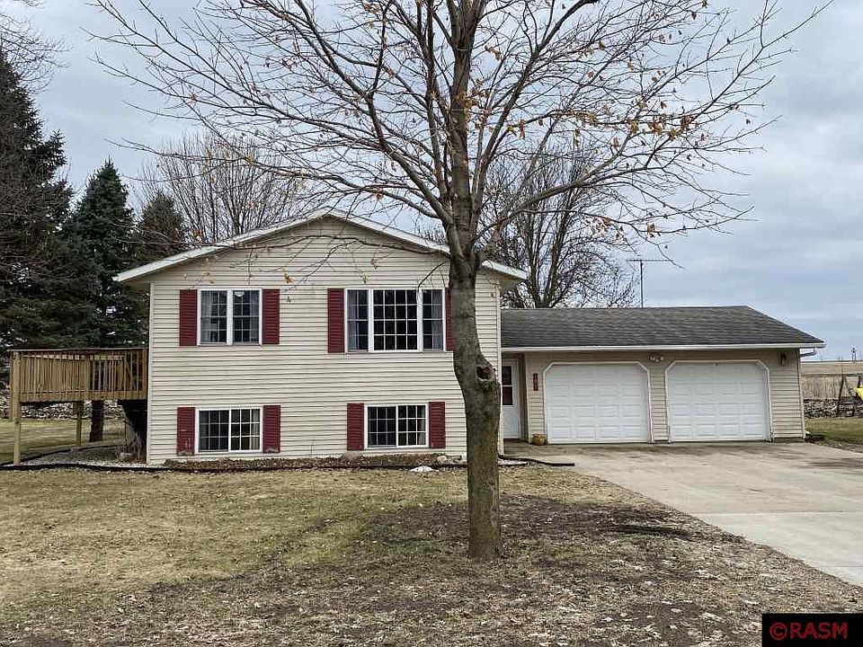 1st image of 107 Holly Ln