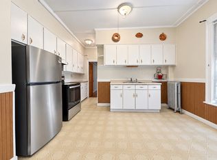 145 Pleasant St #1, Attleboro, MA 02703